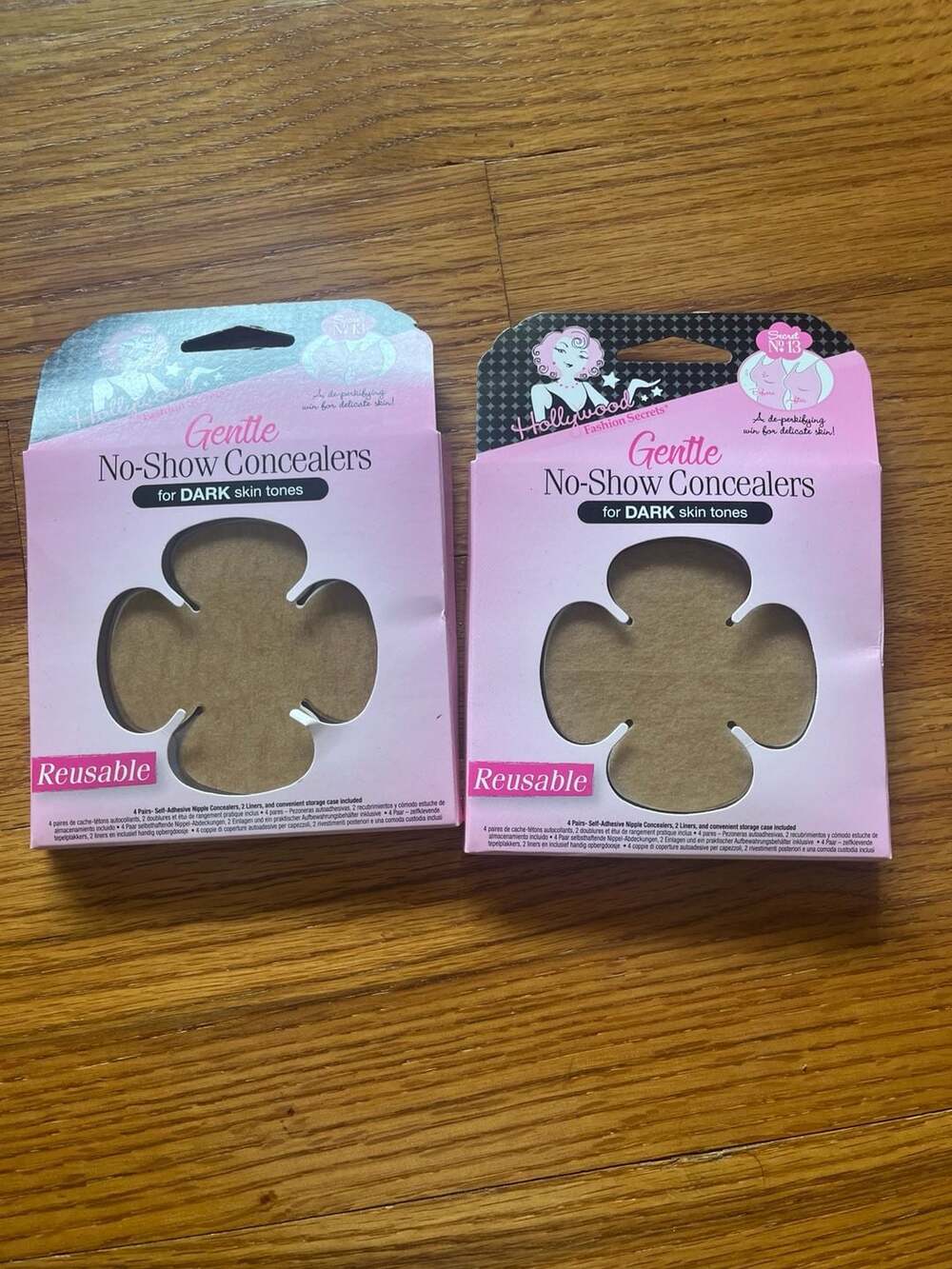 Hollywood Fashion Secrets Gentle No-Show Concealers for Dark Skin Tones, Reusabl